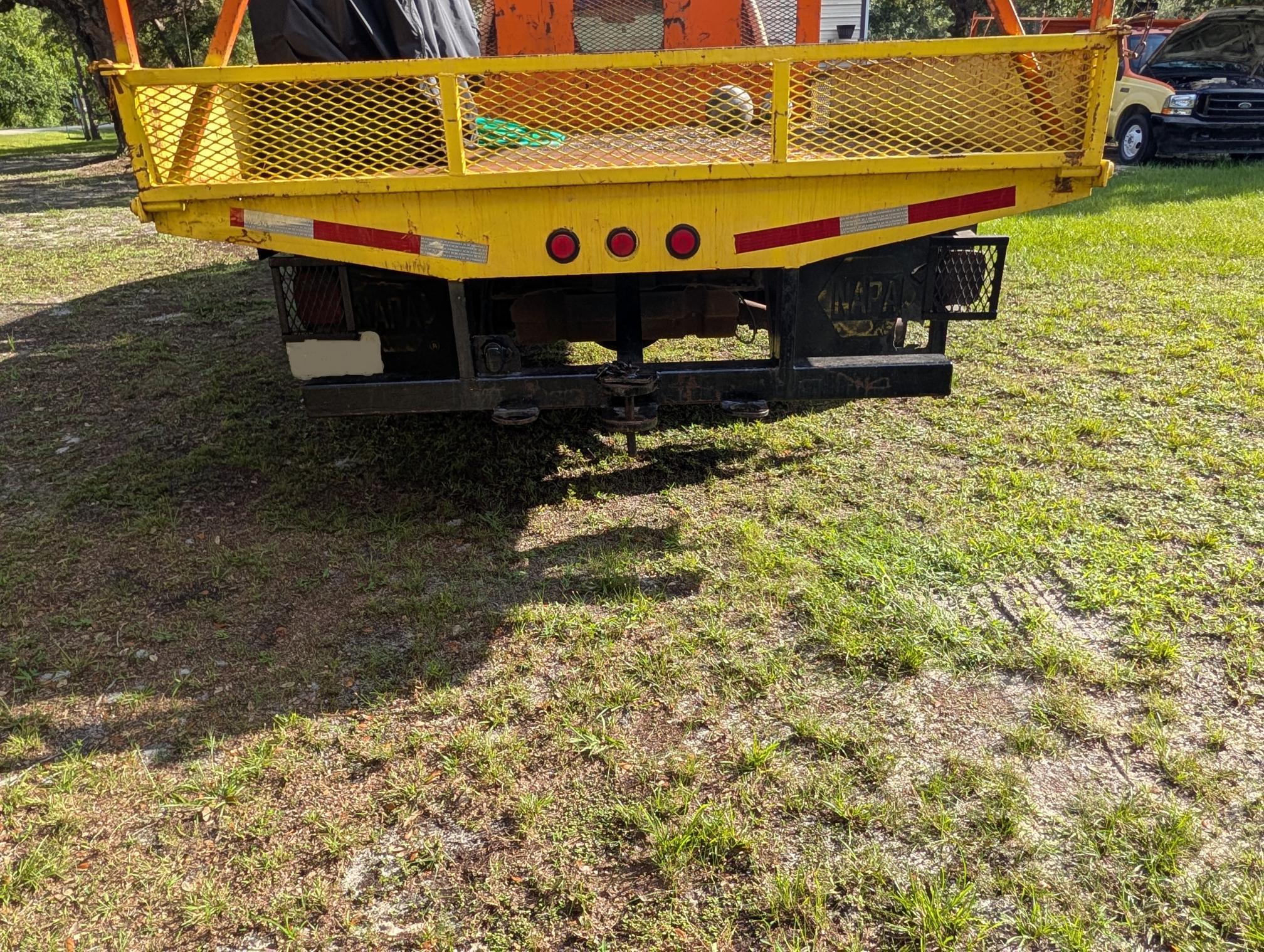 2003 FORD F550 - Image 3